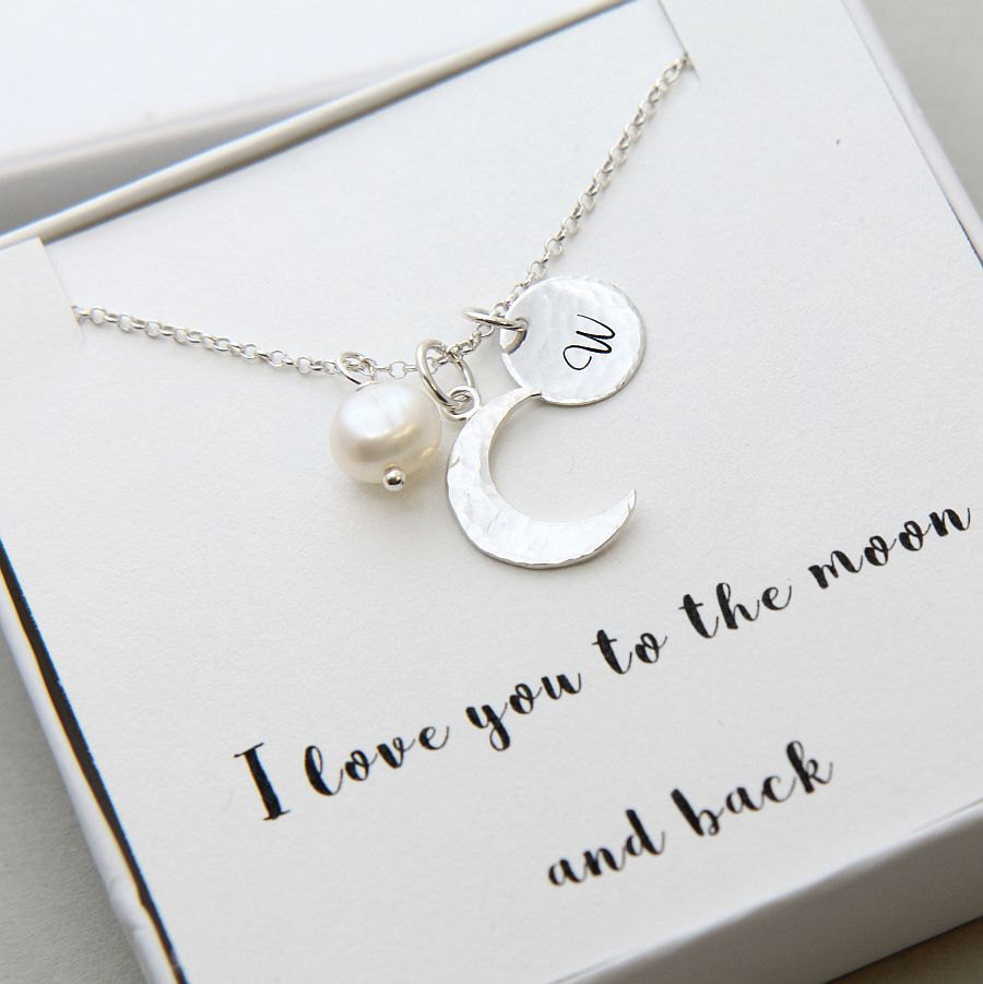 I Love You To The Moon And Back Gifts She Ll Adore What Should I Get Her